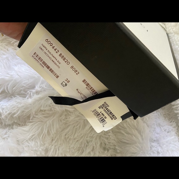 Gucci Sandals Size 38 - Picture 2 of 9